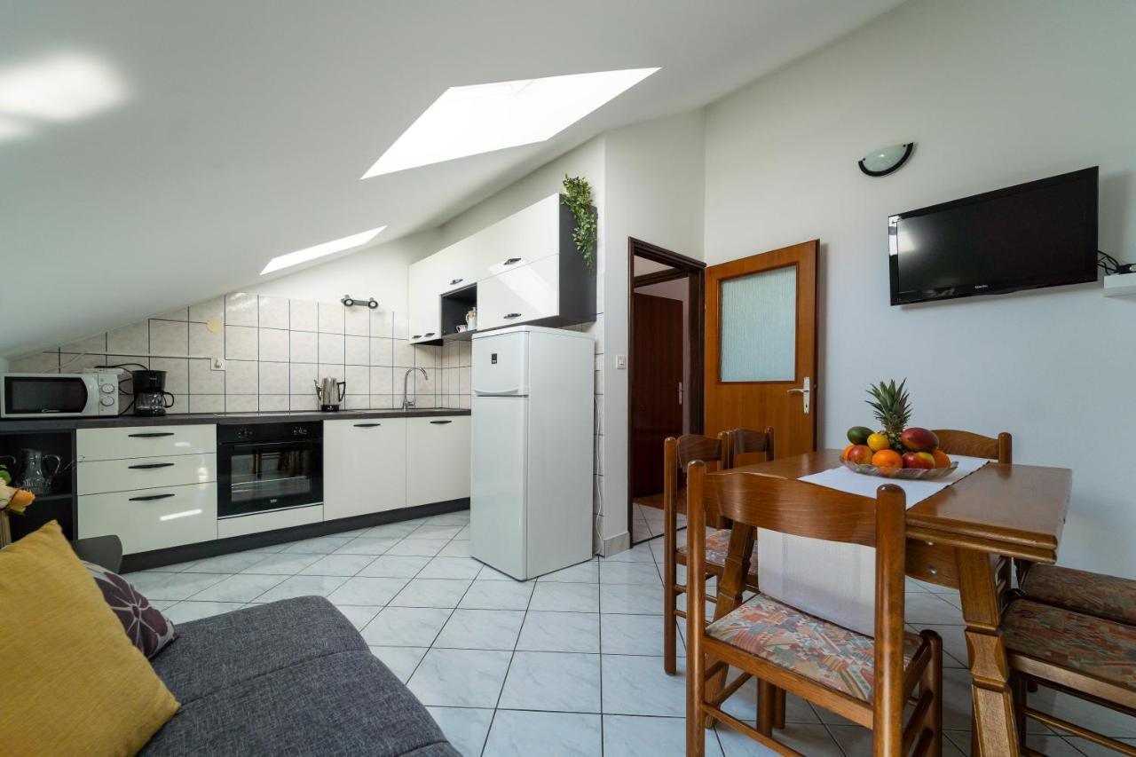 Apartment Nada Петрчане Экстерьер фото