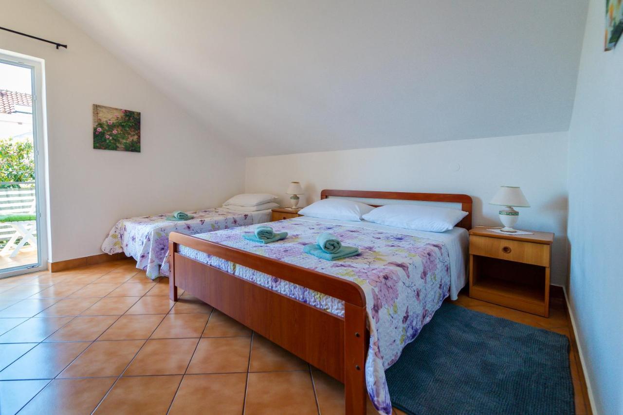 Apartment Nada Петрчане Экстерьер фото