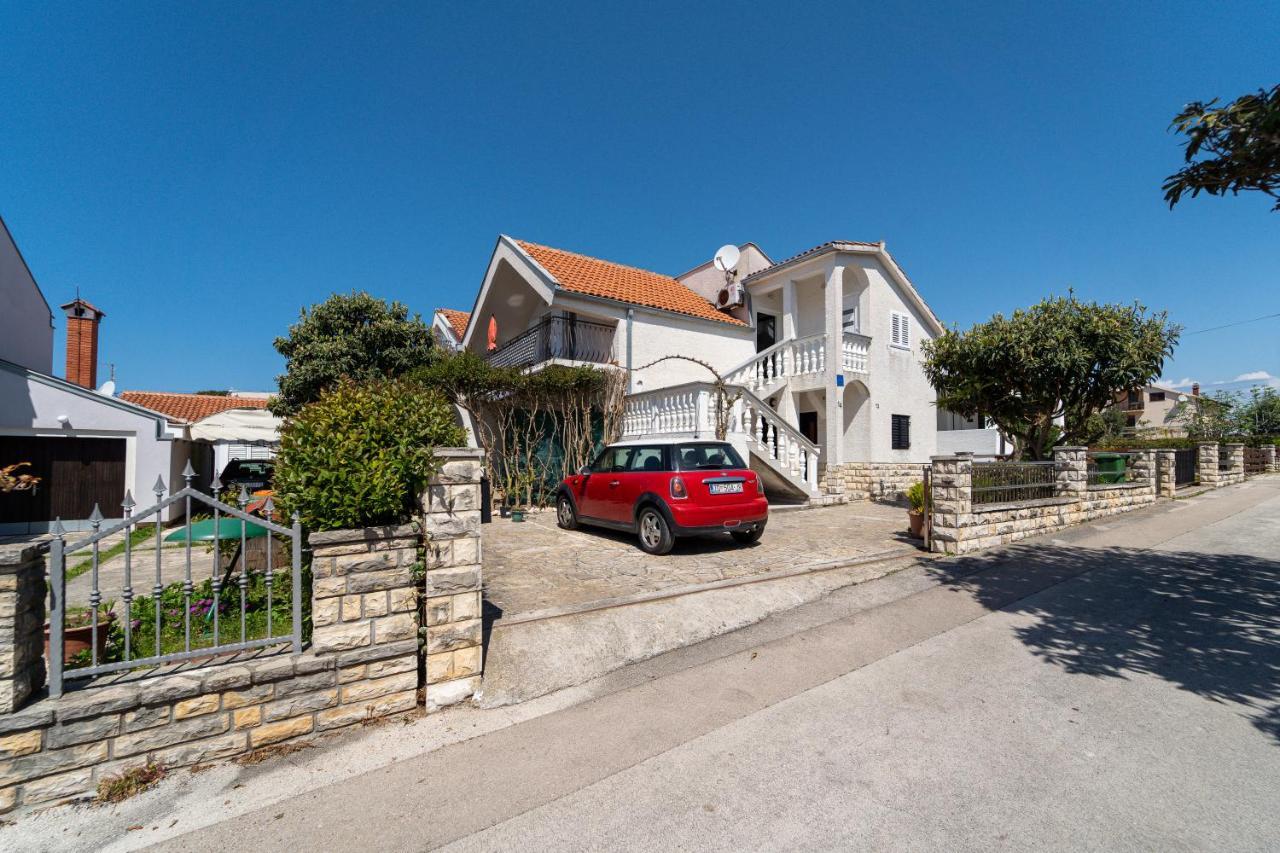 Apartment Nada Петрчане Экстерьер фото