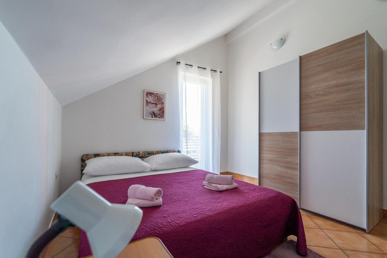 Apartment Nada Петрчане Экстерьер фото